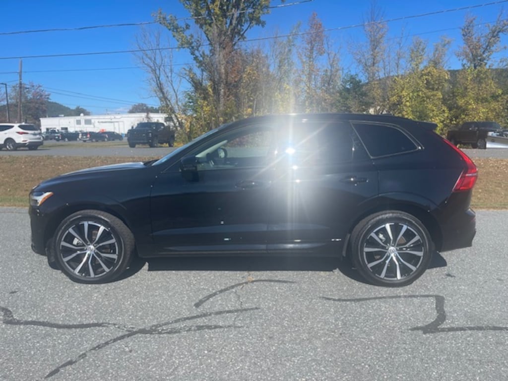 Used 2025 Volvo XC60 B5 Plus SUV