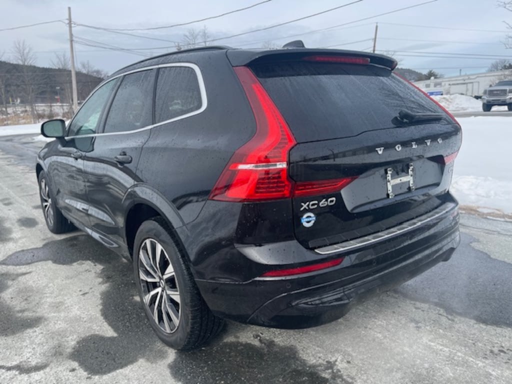Used 2023 Volvo XC60 B5 AWD Core SUV