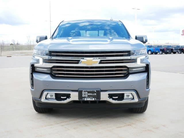 Used 2021 Chevrolet Silverado 1500 High Country with VIN 1GCUYHET6MZ271206 for sale in Willmar, Minnesota