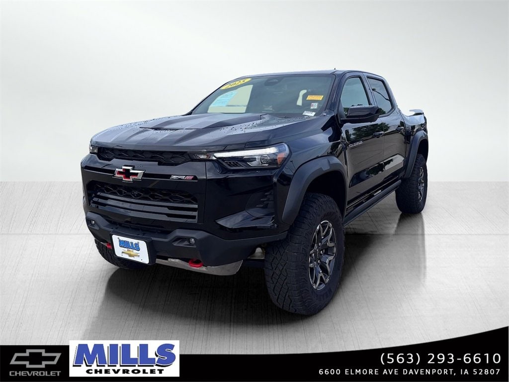 2025 Chevrolet Colorado Truck Crew Cab 