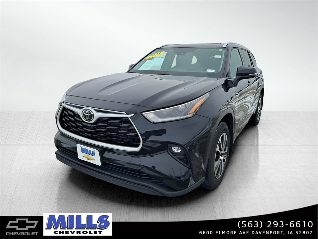 2021 Toyota Highlander XLE's photo