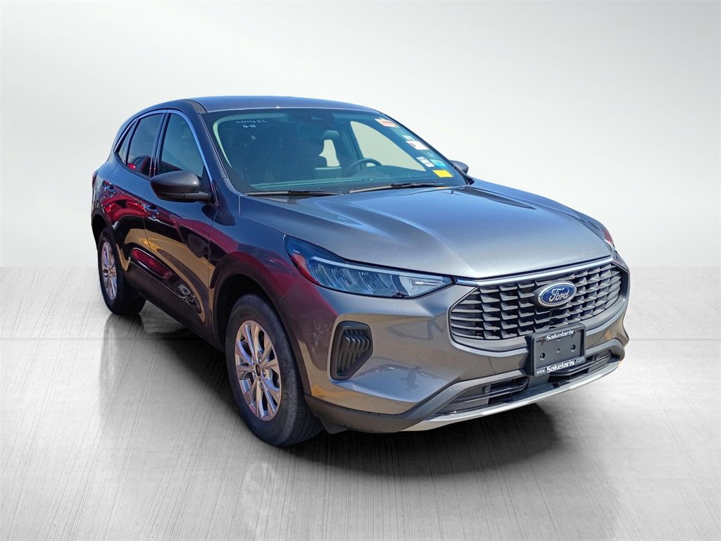 2024 Ford Escape Active photo 2