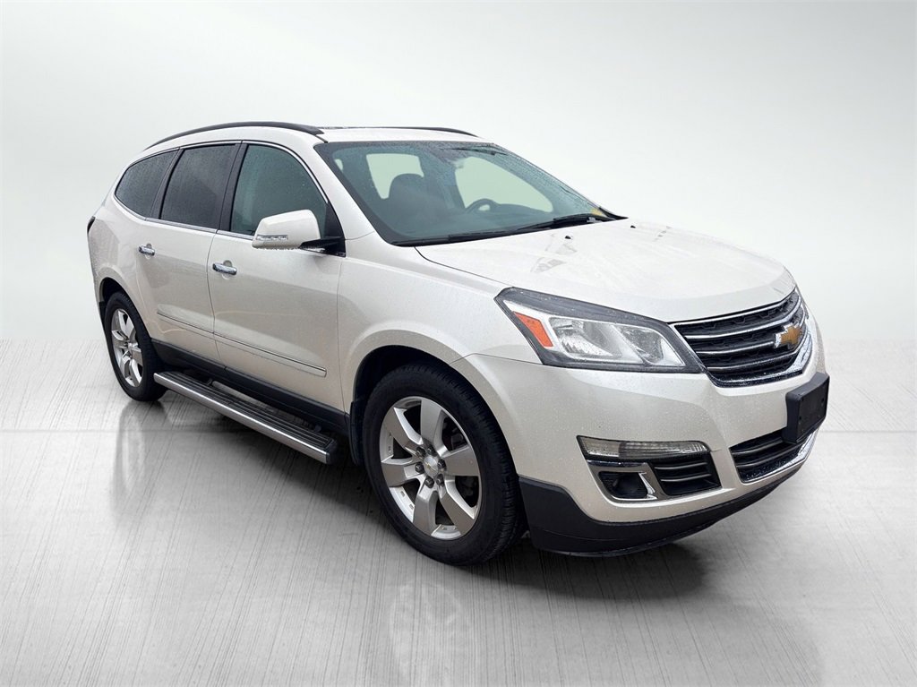 2014 Chevrolet Traverse LTZ photo 2