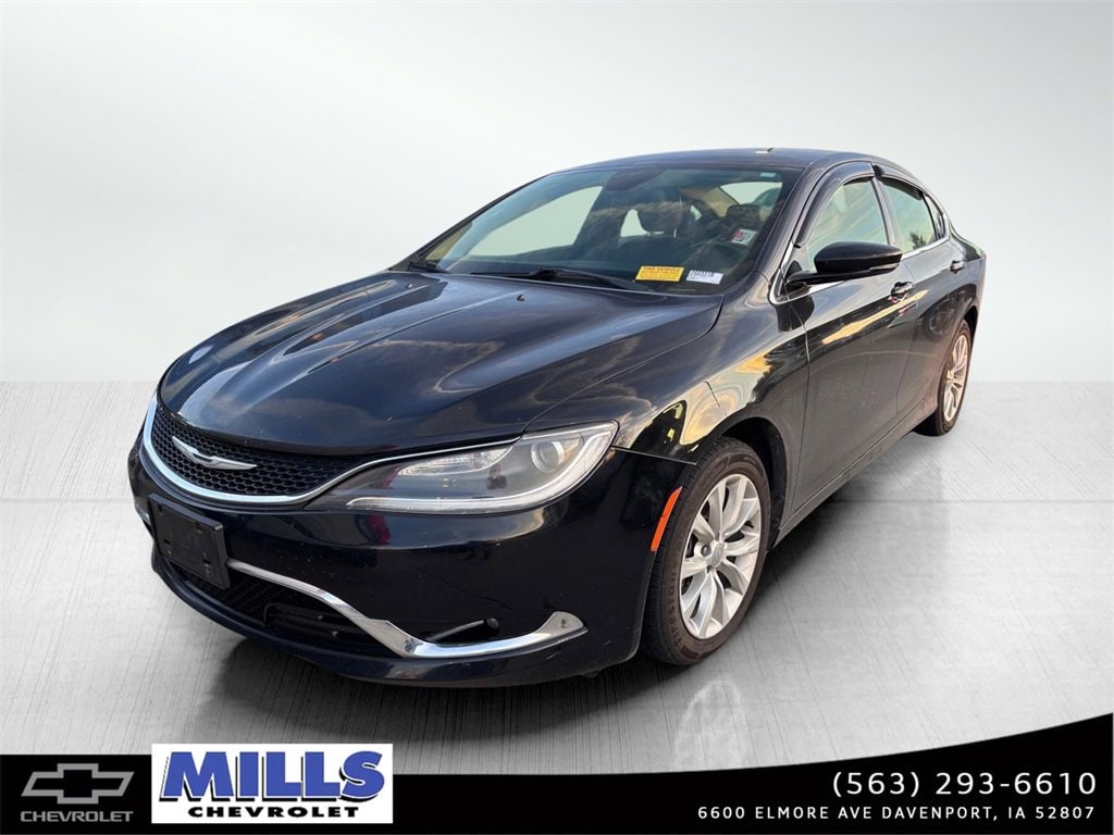 2016 Chrysler 200 C's photo