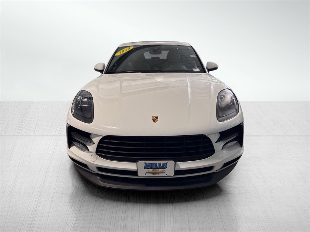 2020 Porsche Macan photo 2