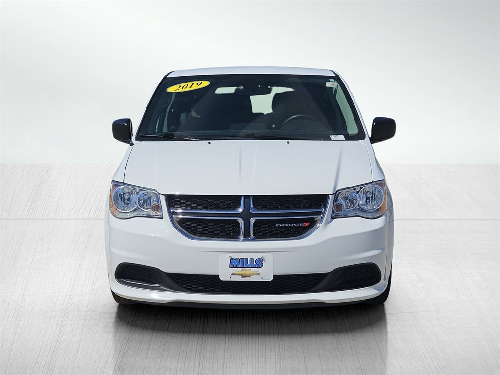 Used 2019 Dodge Grand Caravan SE with VIN 2C4RDGBG7KR796656 for sale in Davenport, IA