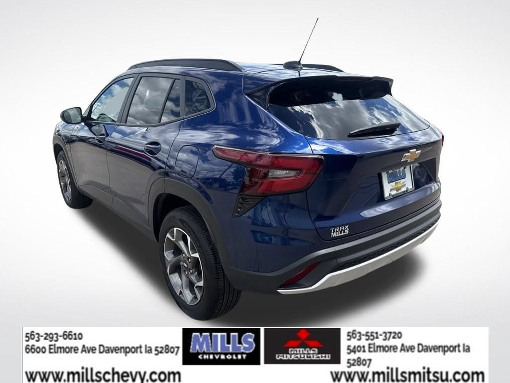 Used 2024 Chevrolet Trax LT SUV