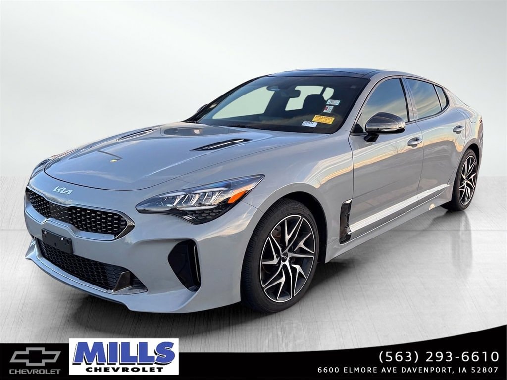 2023 Kia Stinger GT-Line's photo