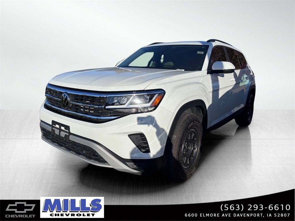 2023 Volkswagen Atlas SE w/Tech's photo