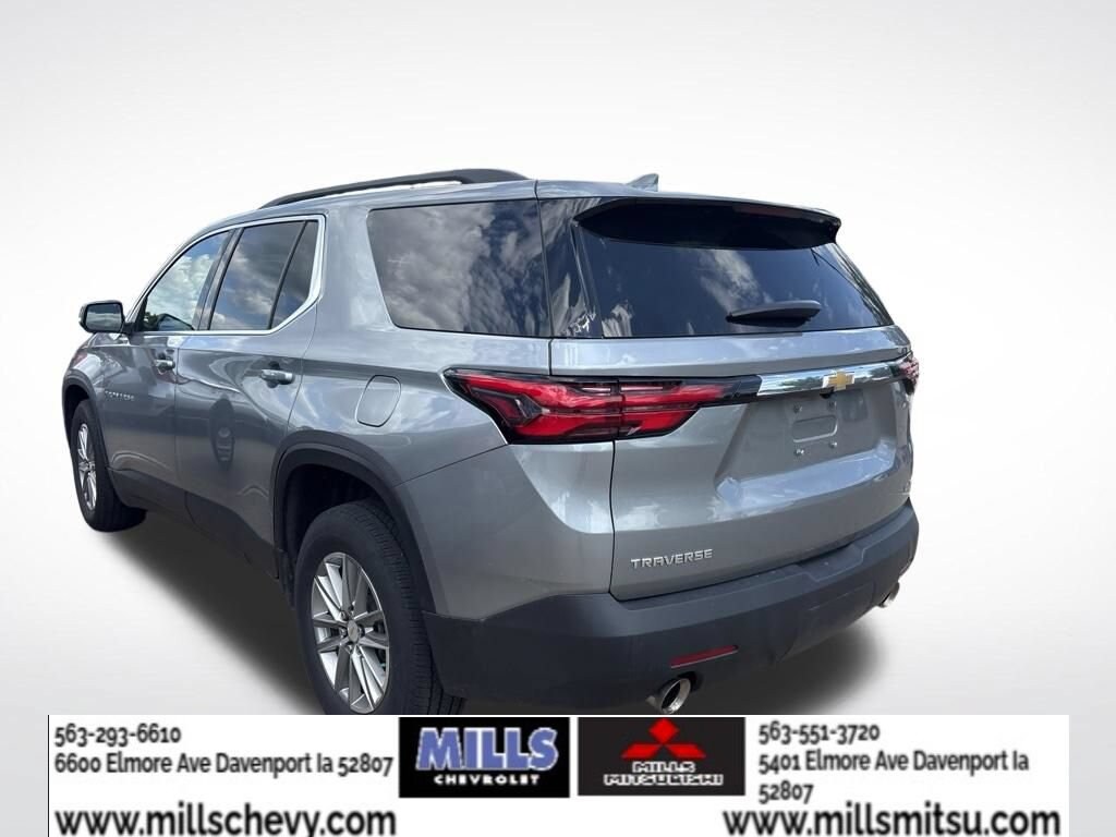 Used 2023 Chevrolet Traverse LT Cloth w/1LT SUV