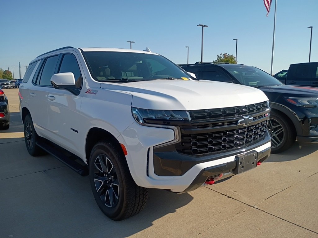 2023 Chevrolet Tahoe Z71 photo 2