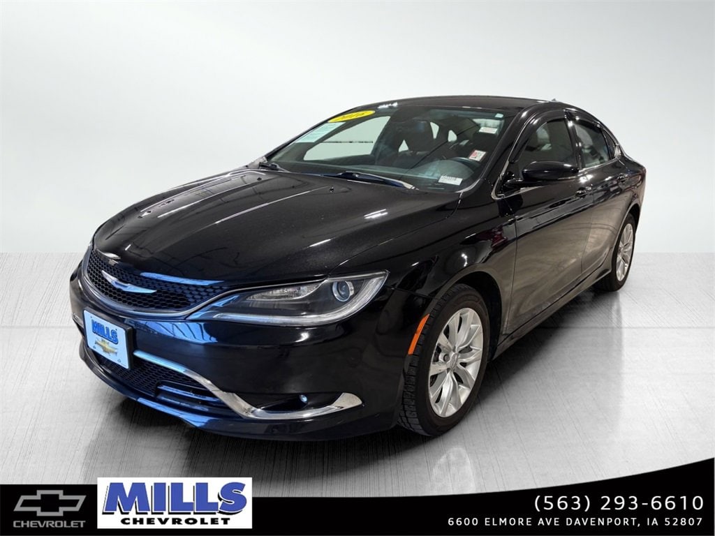 2016 Chrysler 200 C's photo