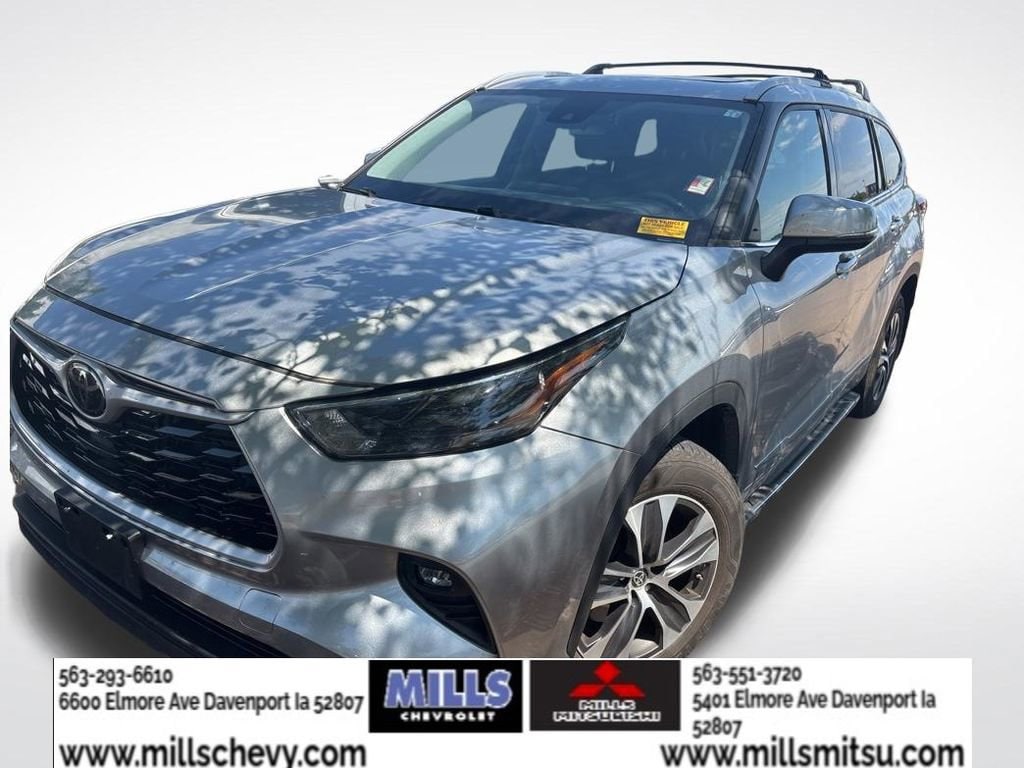 2022 Toyota Highlander XLE 4x4 V6's photo