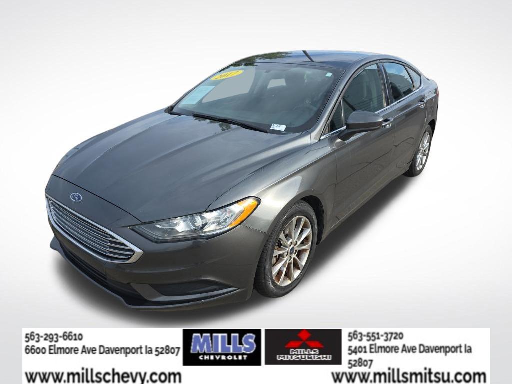 Used 2017 Ford Fusion SE Sedan