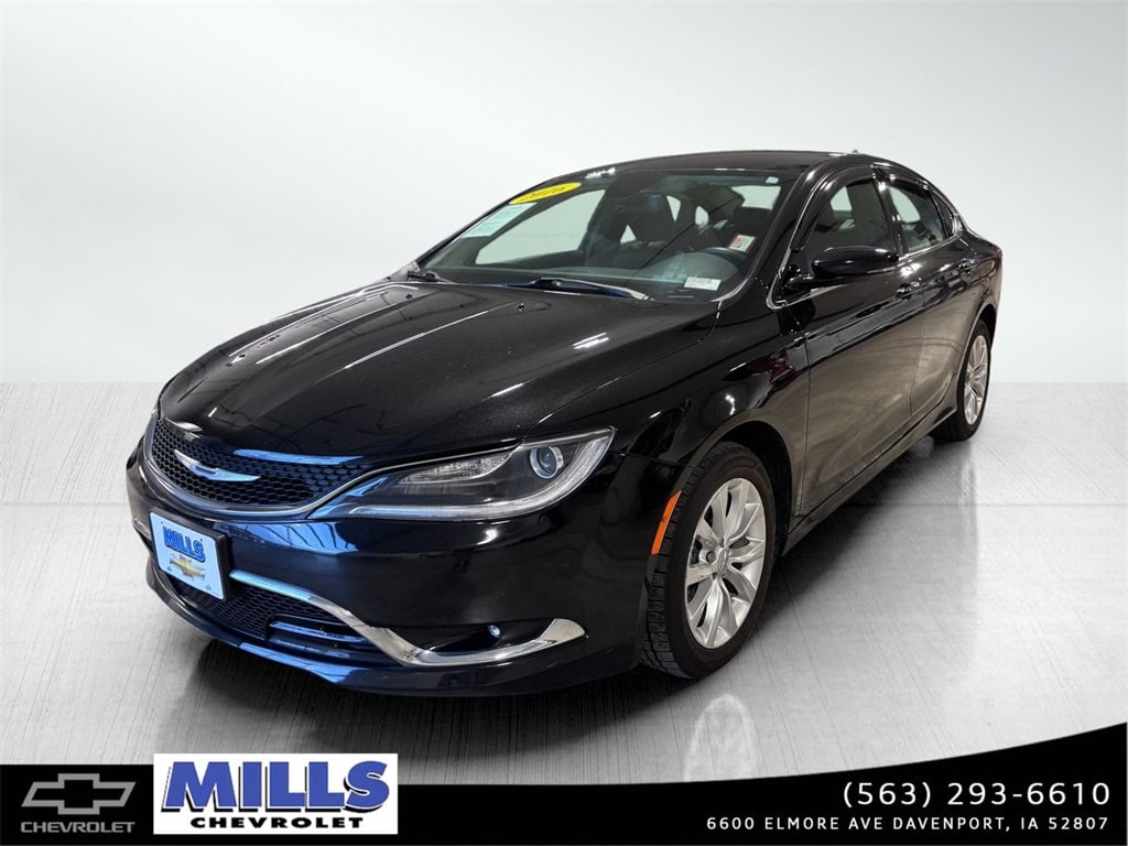 2016 Chrysler 200 C's photo