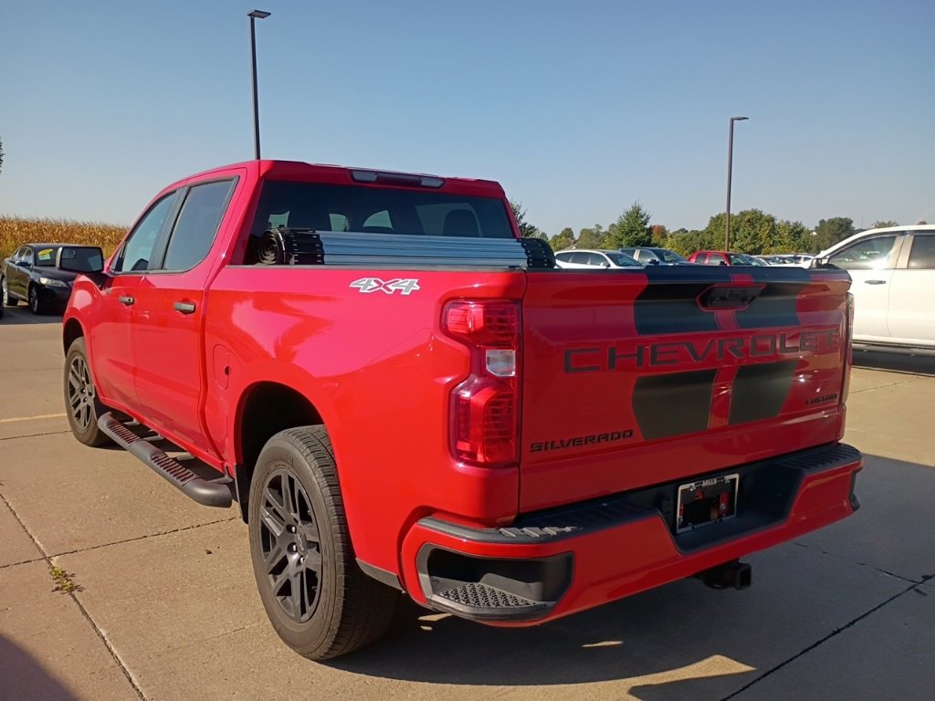 2023 Chevrolet Silverado 1500 Custom photo 4