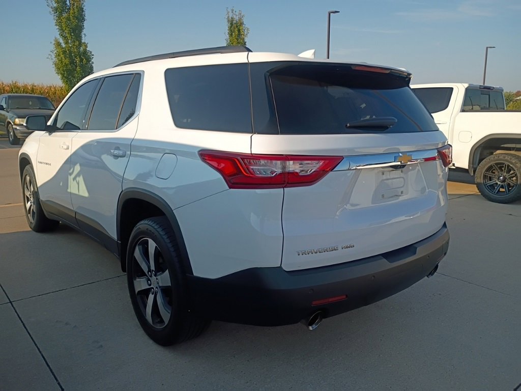 2020 Chevrolet Traverse Leather photo 3