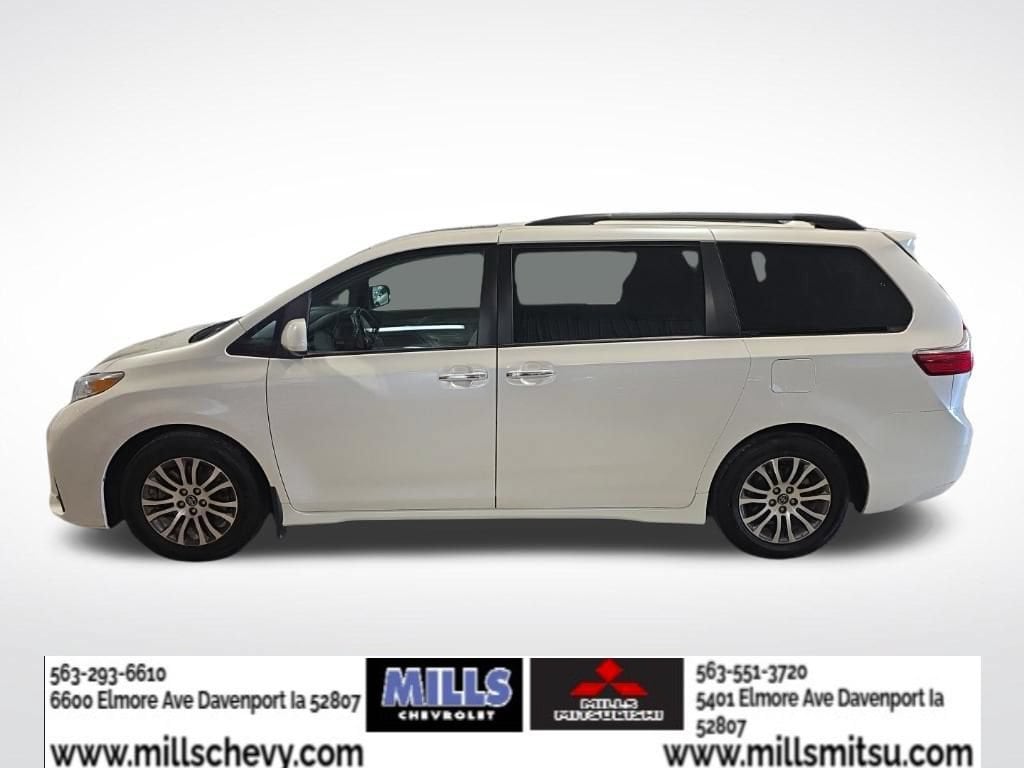 Used 2019 Toyota Sienna XLE 7 Passenger Auto Access Seat Van