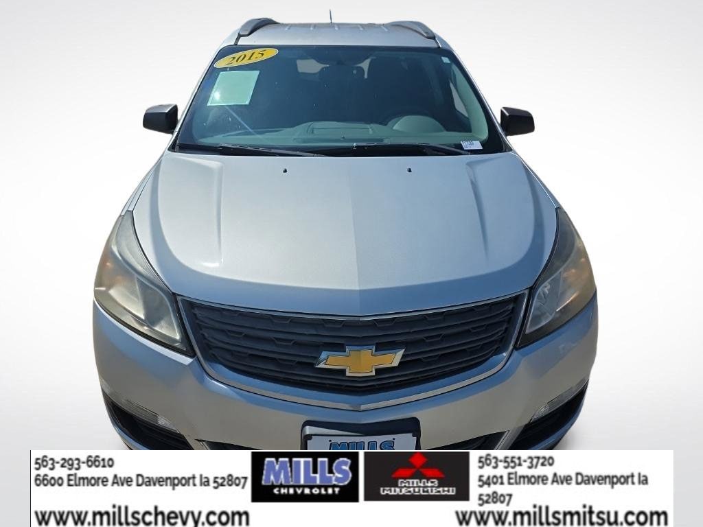 Used 2015 Chevrolet Traverse LS with VIN 1GNKRFKD8FJ266202 for sale in Davenport, IA