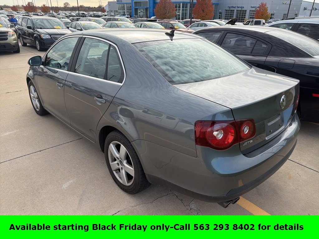 Used 2008 Volkswagen Jetta Sedan SE Sedan