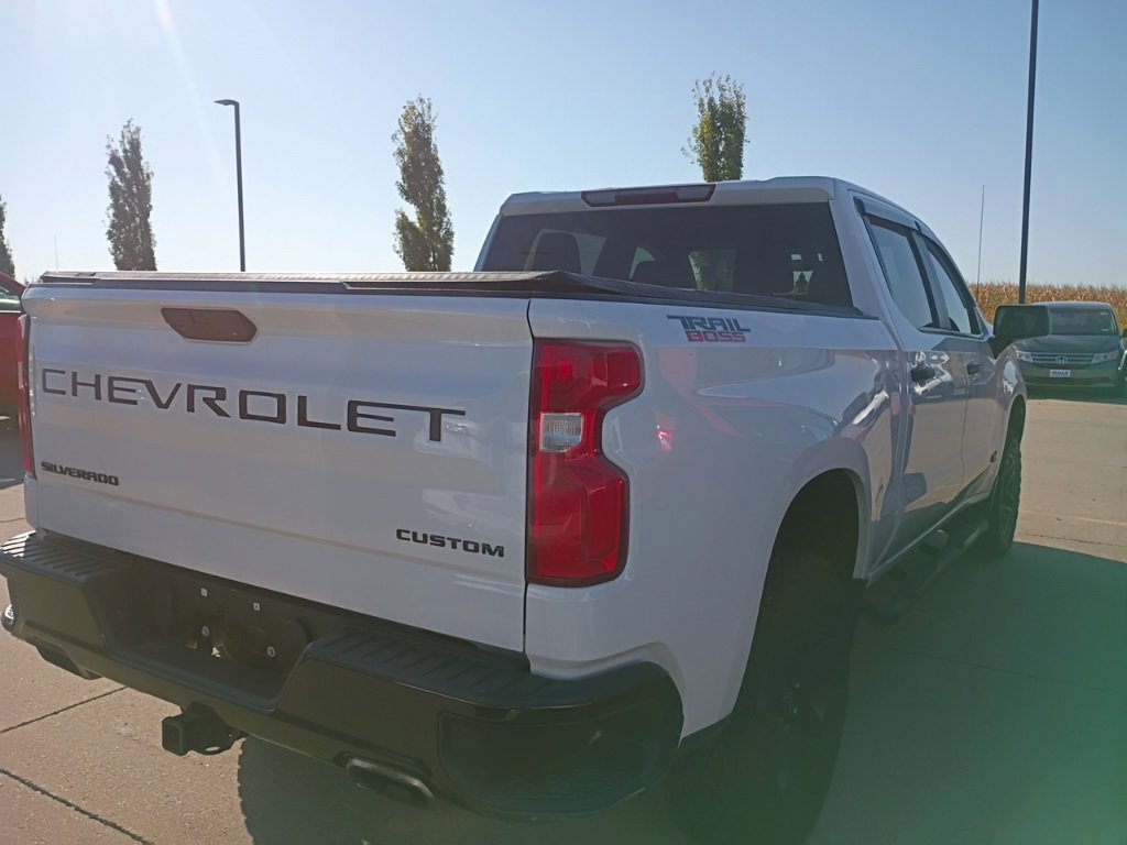 2021 Chevrolet Silverado 1500 Custom Trail Boss photo 3