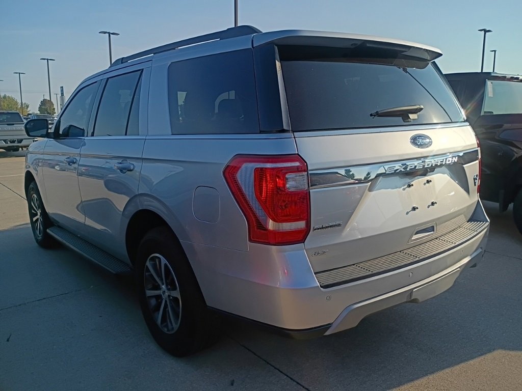 2019 Ford Expedition XLT photo 3