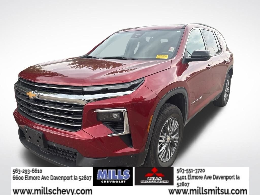 Used 2025 Chevrolet Traverse LT SUV