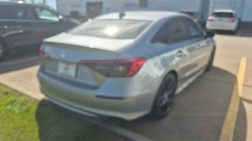 2022 Honda Civic Sport photo 4