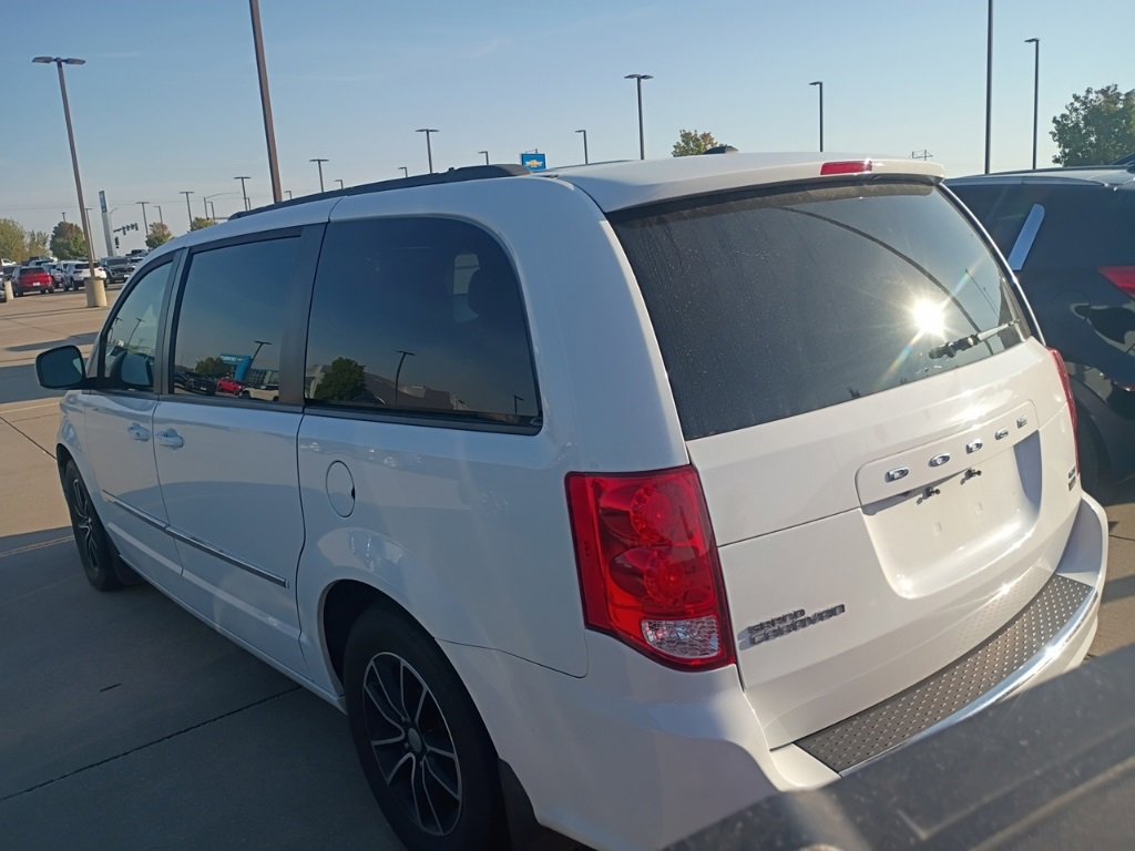 2017 Dodge Grand Caravan GT photo 4