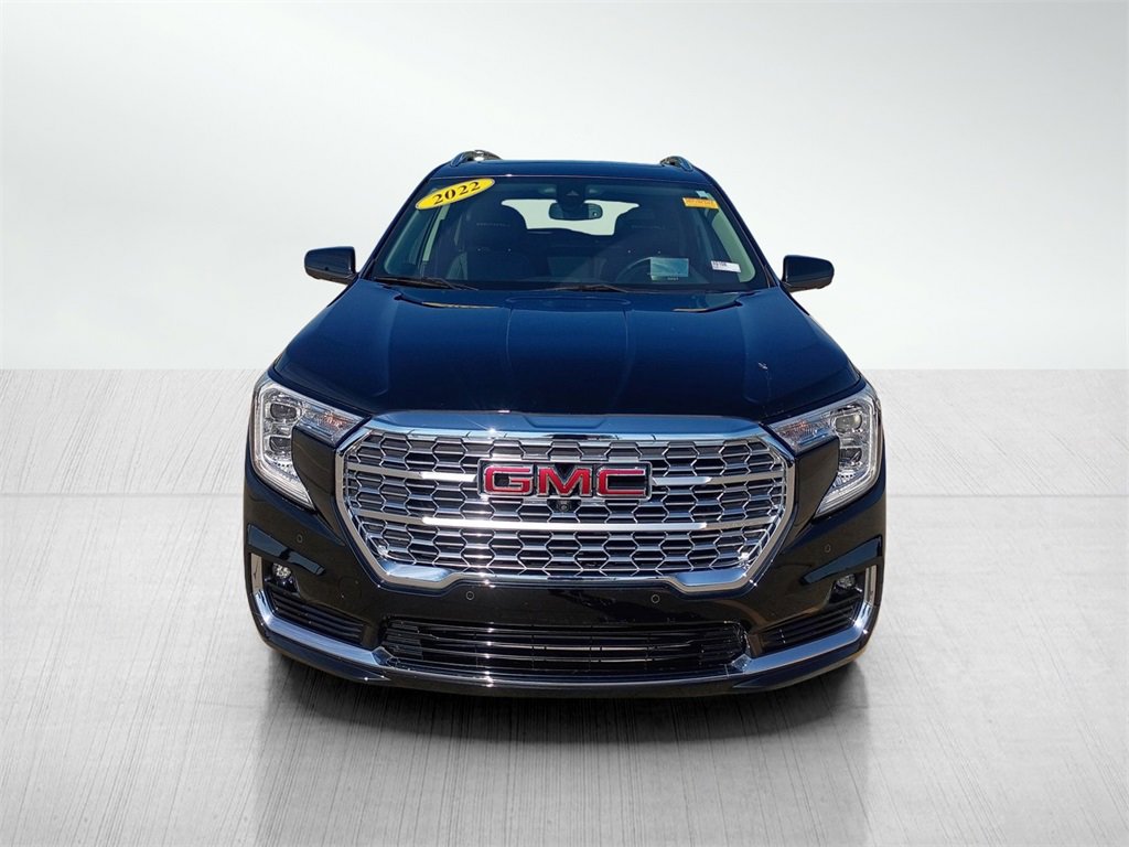2022 Gmc Terrain Denali photo 2