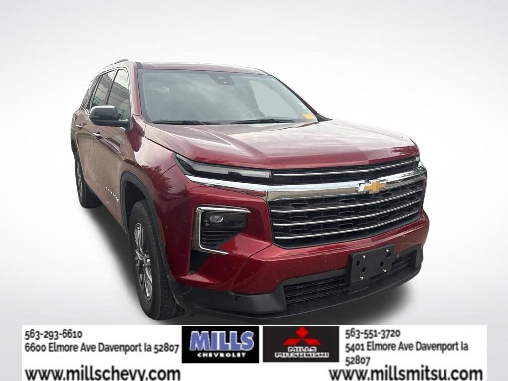 Used 2025 Chevrolet Traverse LT SUV
