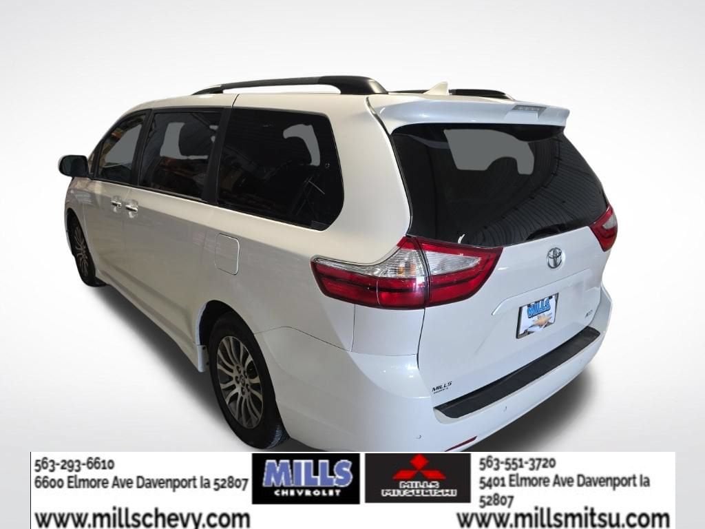 Used 2019 Toyota Sienna XLE 7 Passenger Auto Access Seat Van