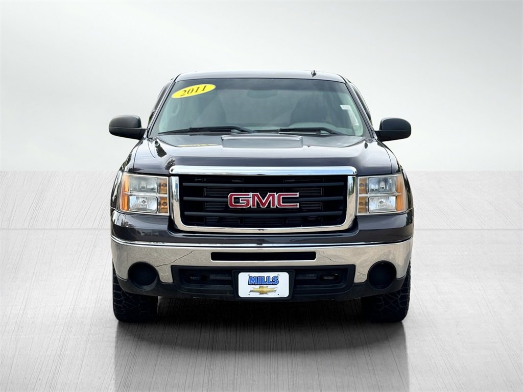 Used 2011 GMC Sierra 1500 SL with VIN 1GTR1UEA2BZ291841 for sale in Davenport, IA