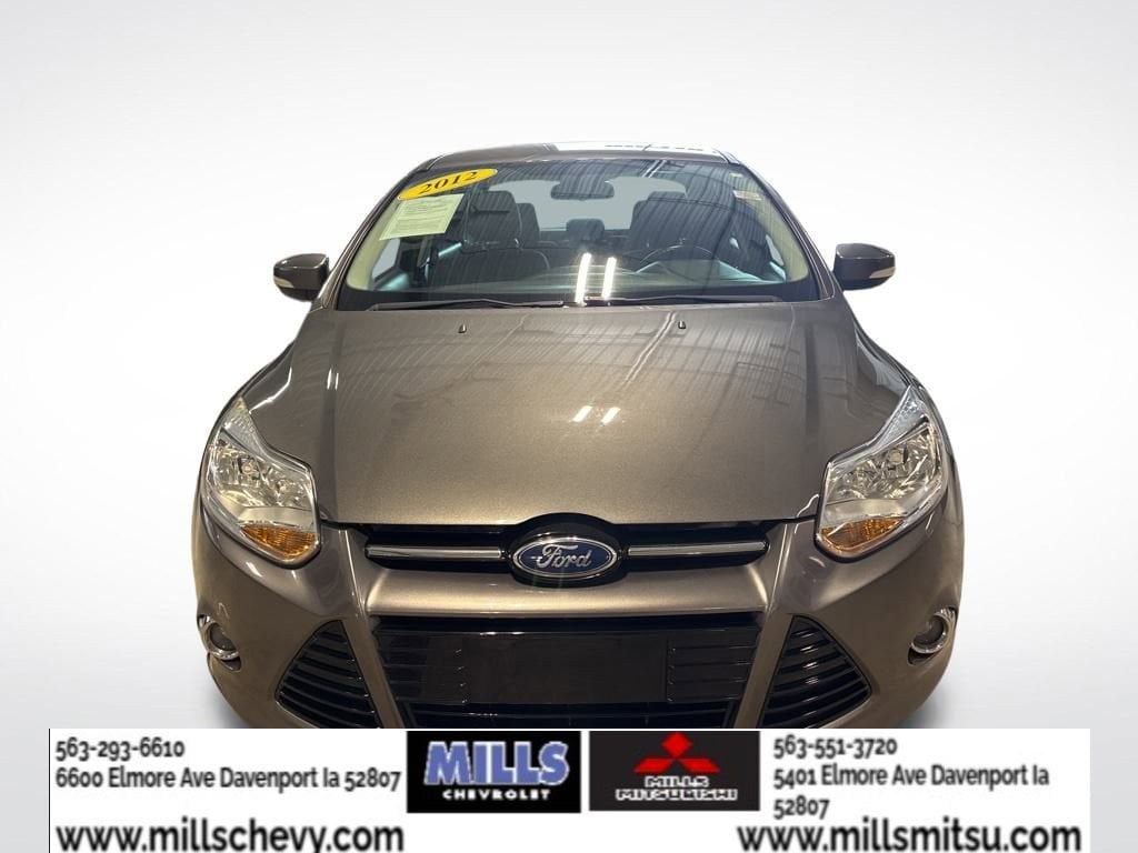 Used 2012 Ford Focus SEL with VIN 1FAHP3H27CL309821 for sale in Davenport, IA