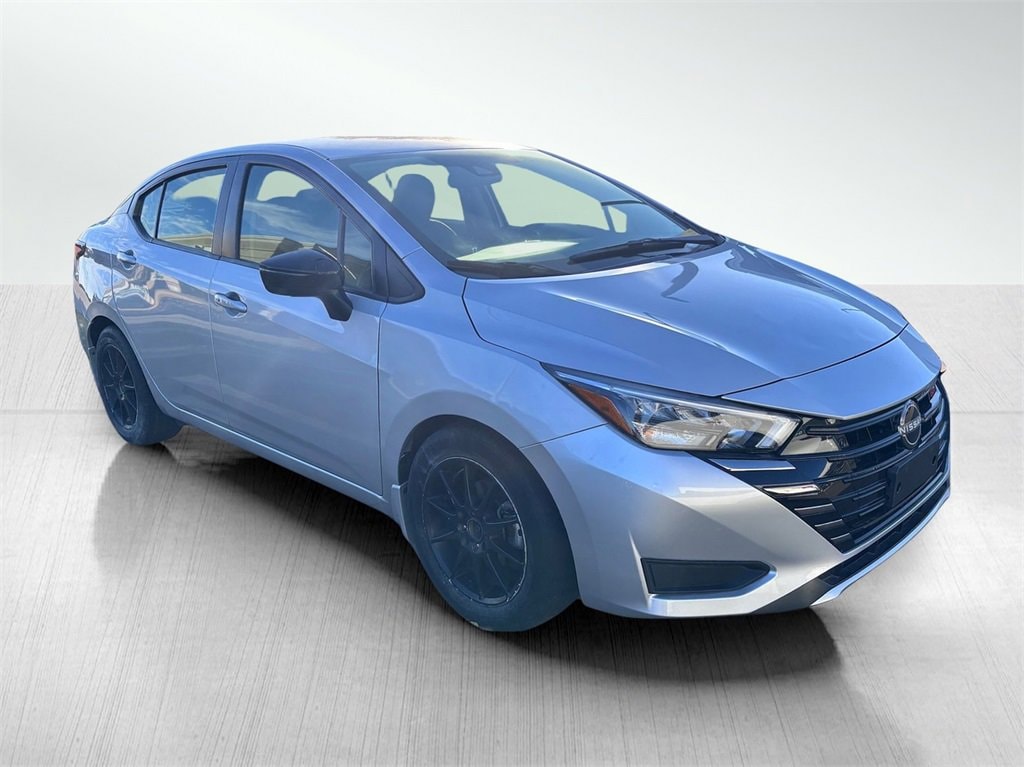 Used 2023 Nissan Versa 1.6 SR Sedan