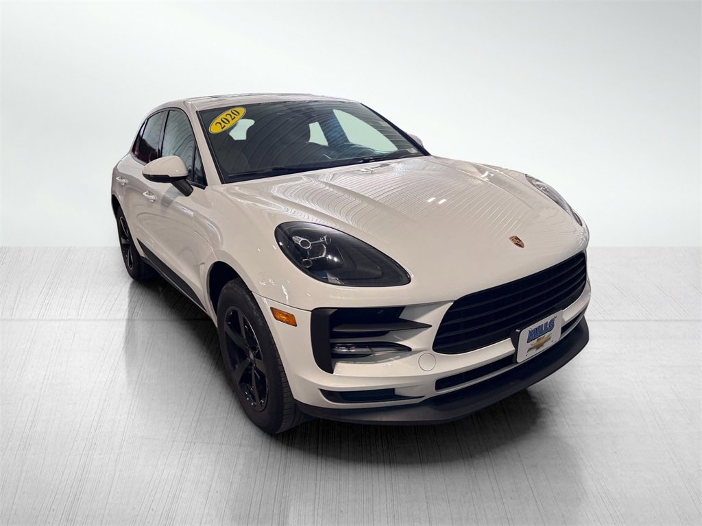 2020 Porsche Macan photo 3