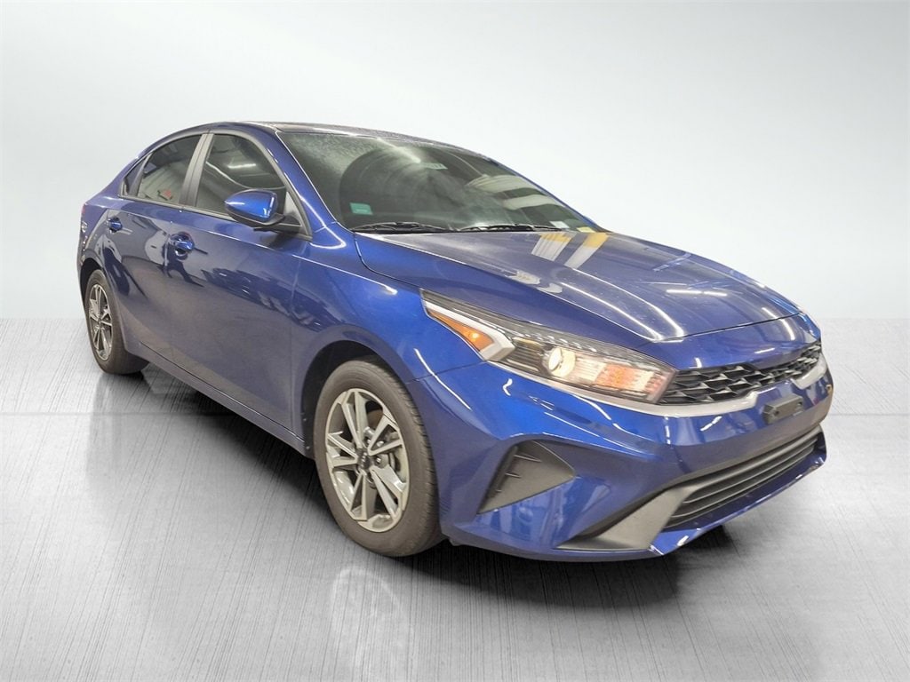 Used 2023 Kia Forte LXS Sedan
