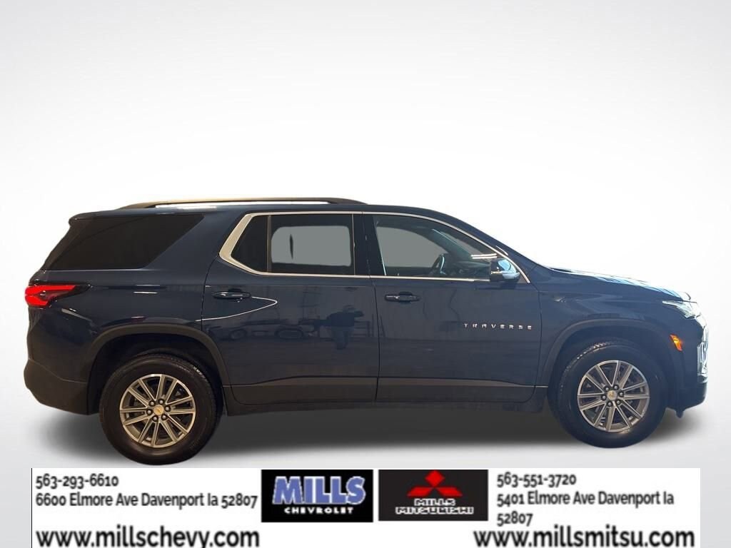 Used 2023 Chevrolet Traverse LT Cloth w/1LT SUV