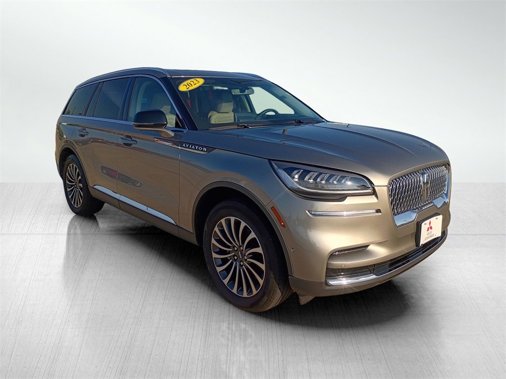 2023 Lincoln Aviator Reserve photo 3