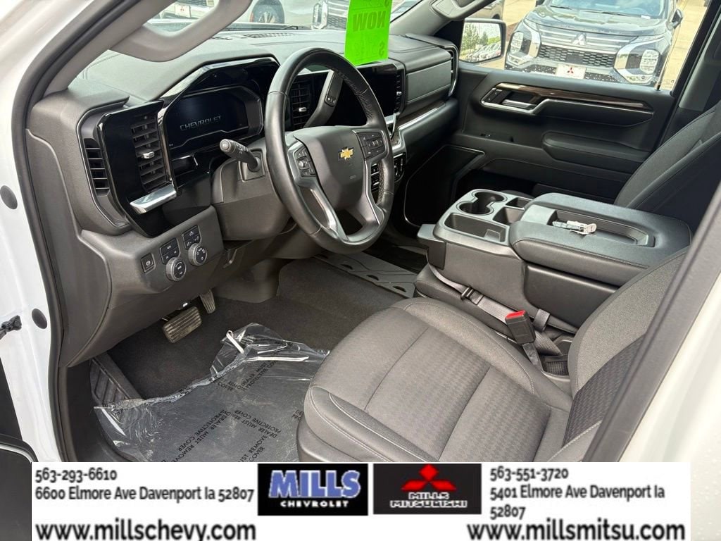 2023 Chevrolet Silverado 1500 LT - Photo 9