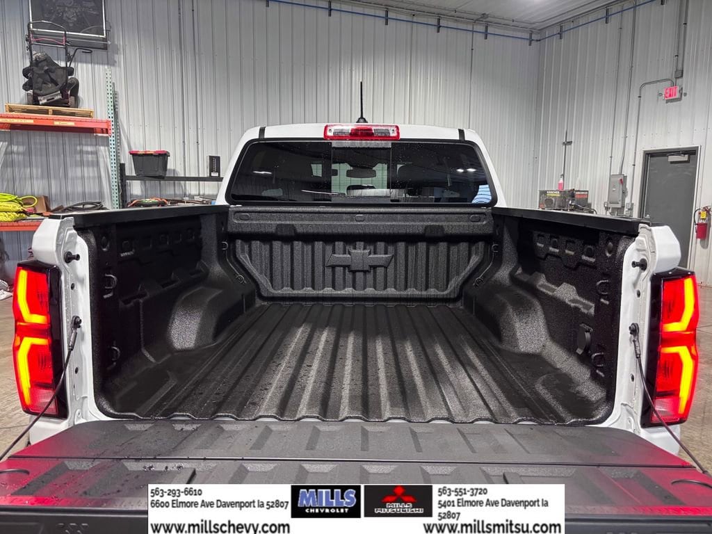 2026 Chevrolet Colorado ZR2 - Photo 13