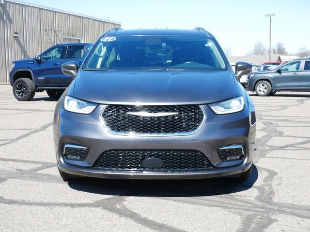Used 2021 Chrysler Pacifica Touring L with VIN 2C4RC1BG2MR527838 for sale in Baxter, Minnesota