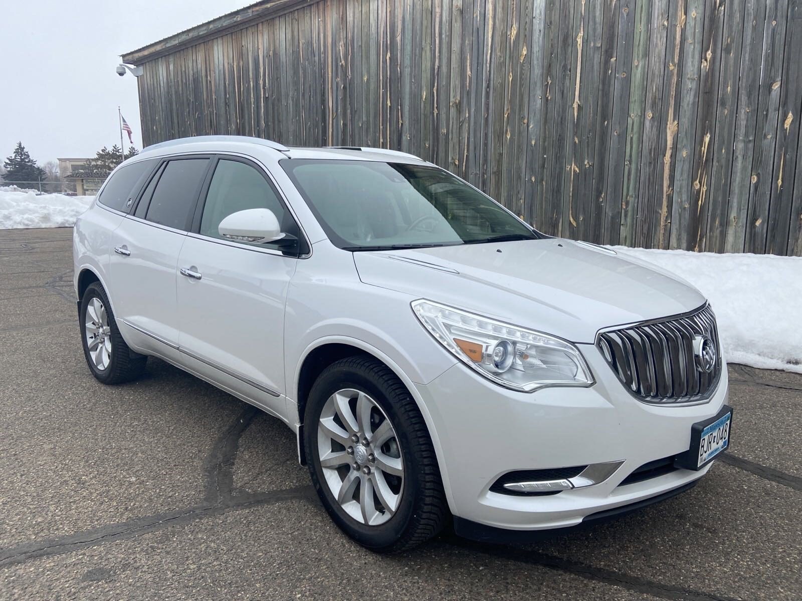 Used 2016 Buick Enclave Premium with VIN 5GAKVCKD3GJ118416 for sale in Baxter, Minnesota