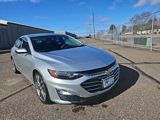 Used 2021 Chevrolet Malibu 1LT with VIN 1G1ZD5ST1MF031785 for sale in Baxter, Minnesota