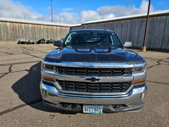 Used 2018 Chevrolet Silverado 1500 LT with VIN 3GCUKREC2JG403638 for sale in Baxter, MN