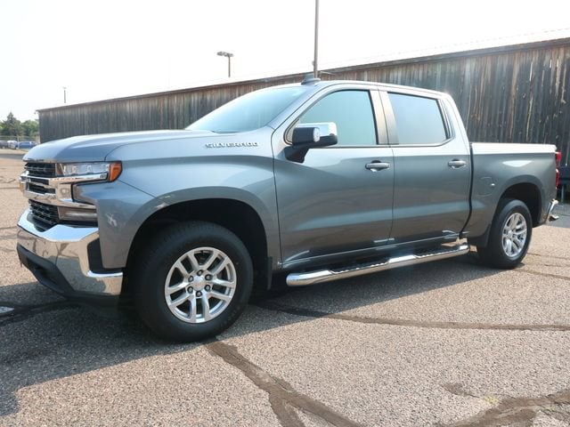 Used 2021 Chevrolet Silverado 1500 LT with VIN 3GCUYDED3MG108031 for sale in Baxter, Minnesota