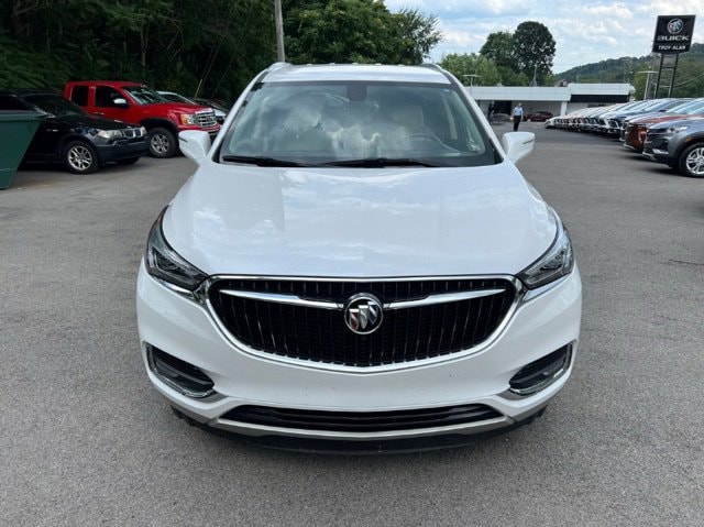 Used 2018 Buick Enclave Essence with VIN 5GAEVAKWXJJ197951 for sale in Baxter, Minnesota