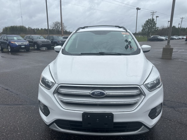 Used 2018 Ford Escape SE with VIN 1FMCU9GD1JUC49847 for sale in Baxter, Minnesota