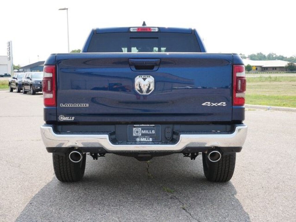 New 2023 Ram 1500 LARAMIE CREW CAB 4X4 5'7 BOX For Sale Willmar MN