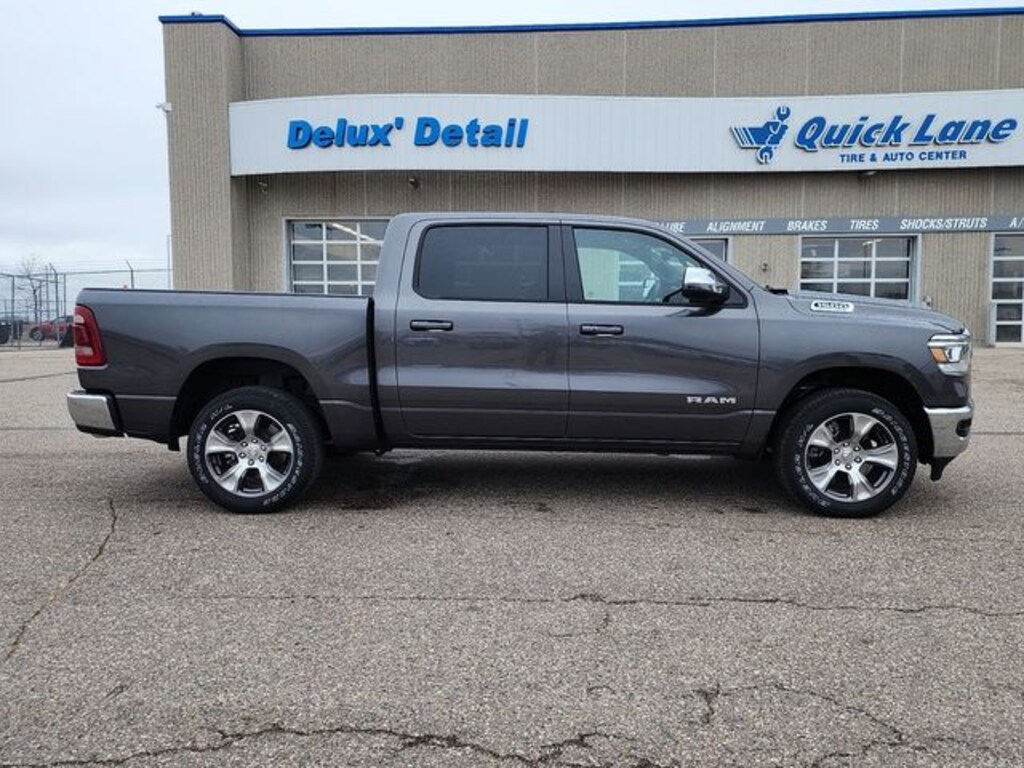 New 2024 Ram 1500 LARAMIE CREW CAB 4X4 5'7 BOX For Sale Willmar MN